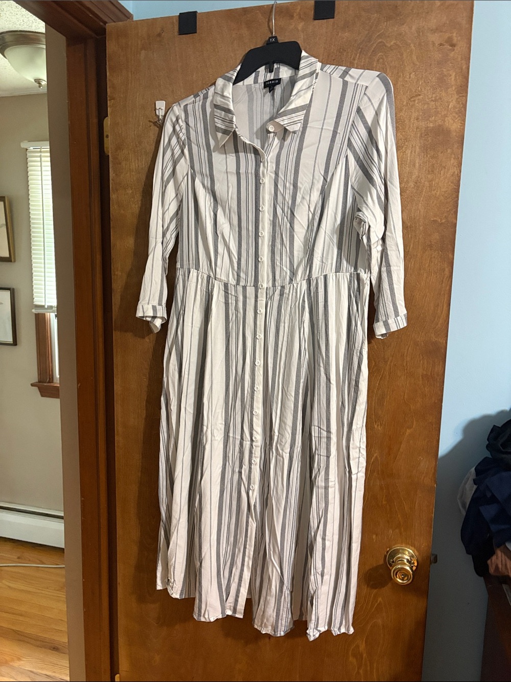 torrid White & Gray Striped Button-Front Midi Dress